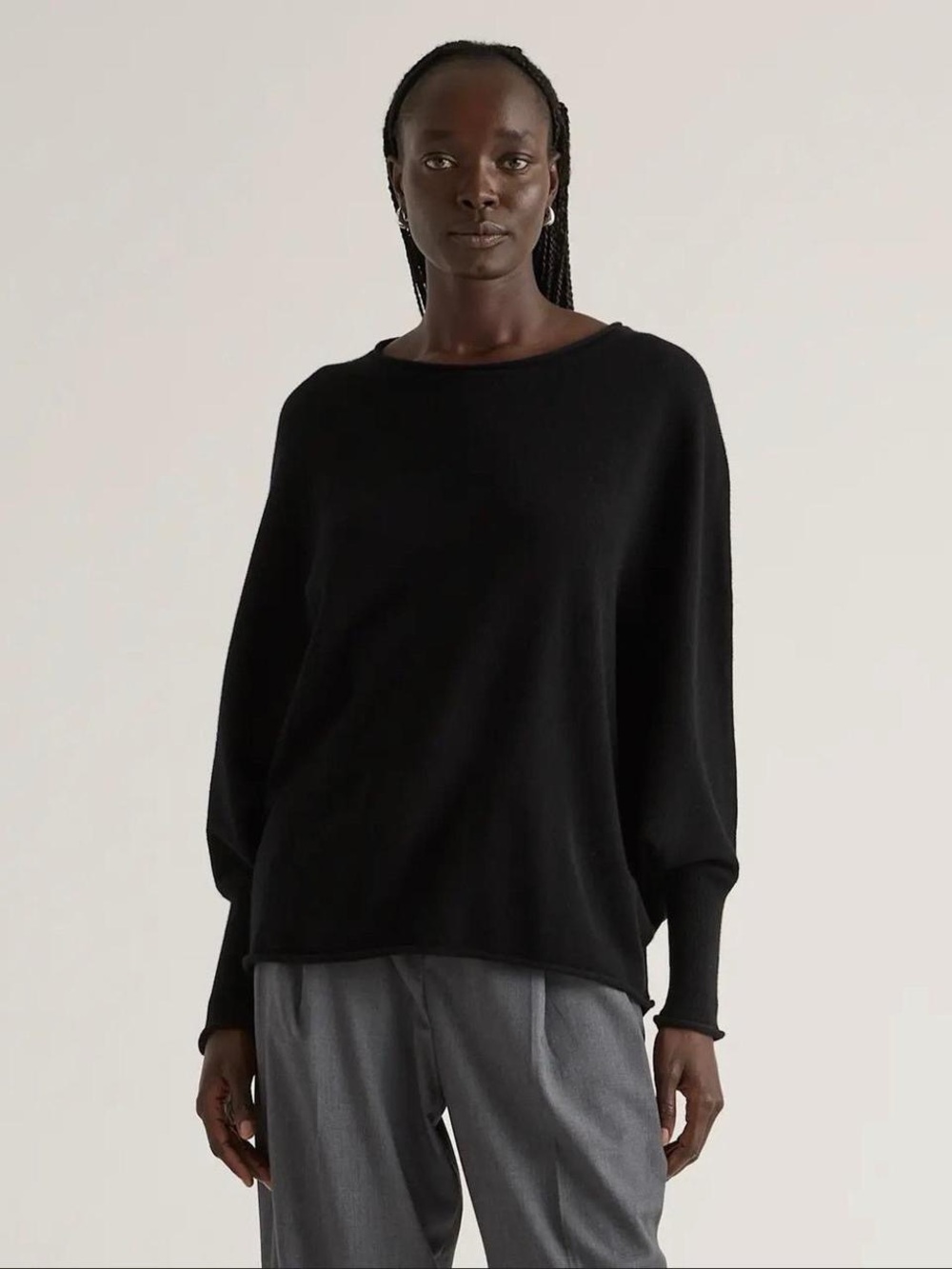 Cozy oversized black cashmere sweater
